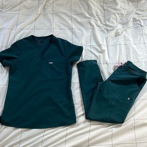 Figs Scrubs Caribbean Blue